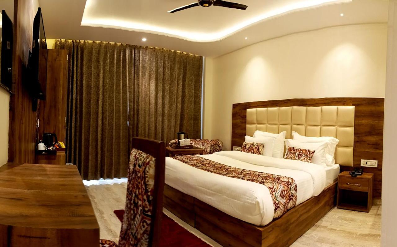 Hotel Classic Hills Dharamshala Eksteriør billede